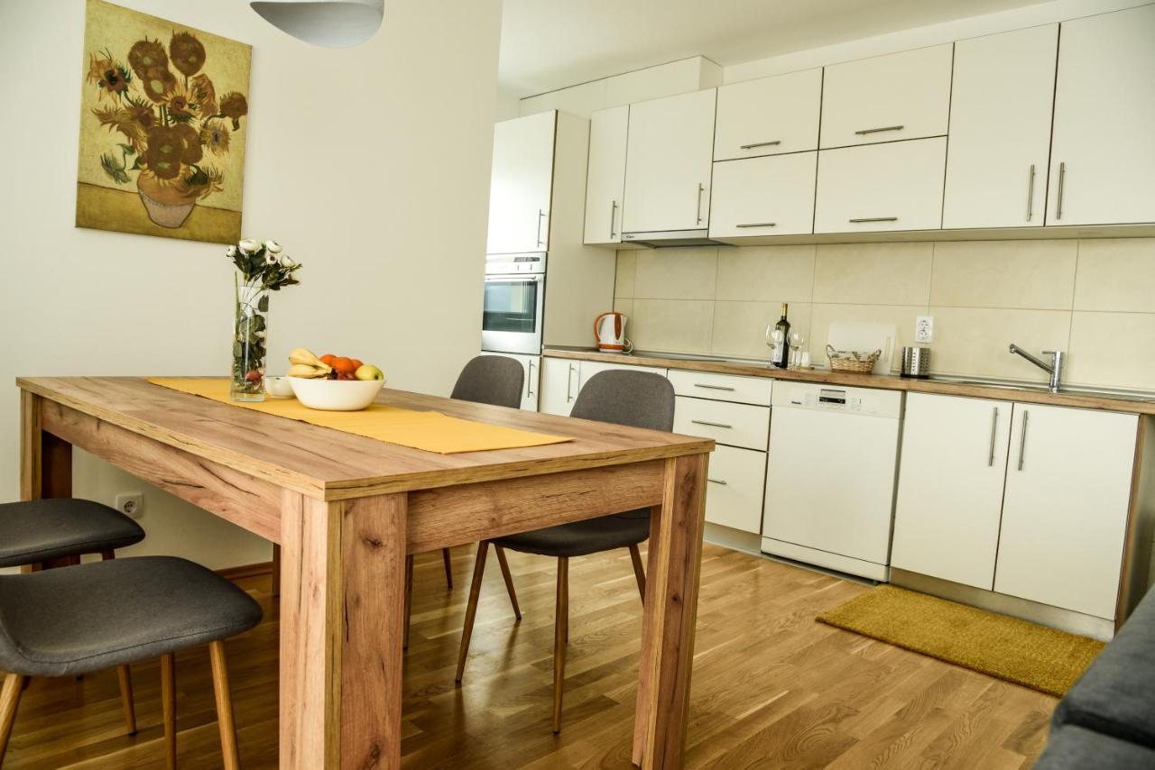 Suncokret Apartmani Loznica Exterior photo